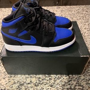 Air jordan 1 mid (gs)